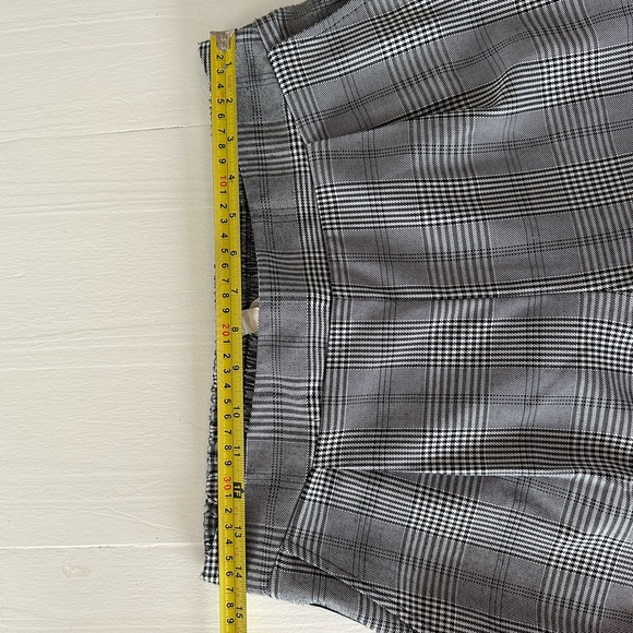 Ladies Plaid/houndstooth Cropped Pants Size Medium - Picture 7 of 8